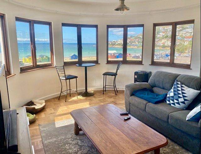 1 BEDROOM APARTMENT FOR SALE IN FISH HOEK